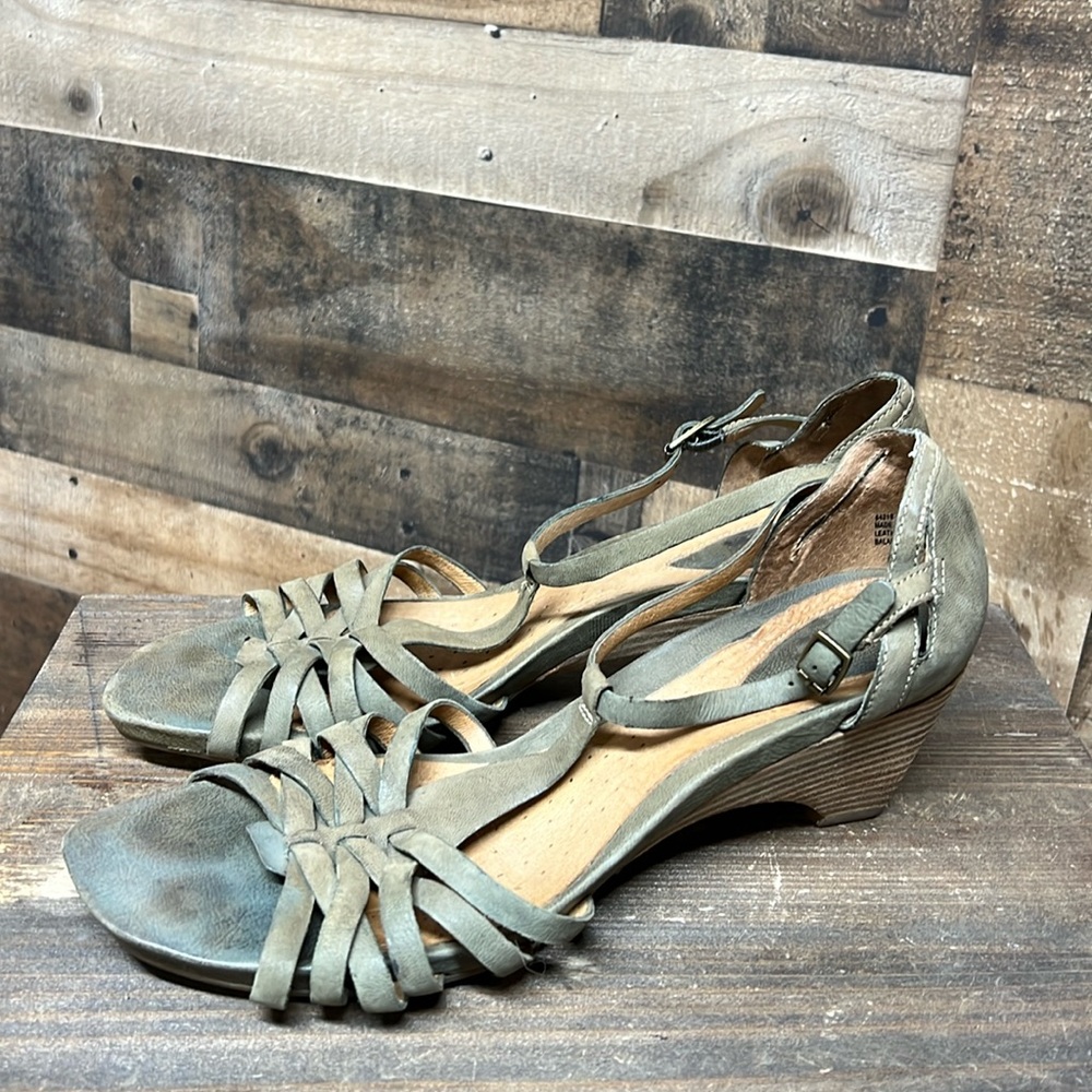 Clarks Artisan ActiveAir Sandal Women's Size 11